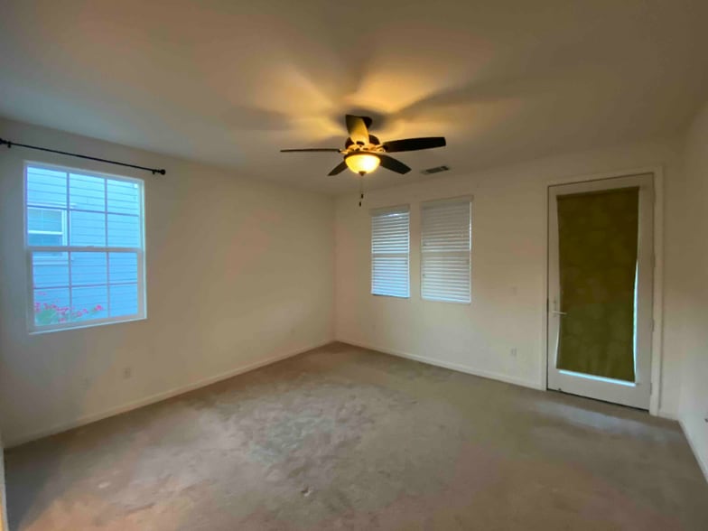 Building Photo - 4625 Malayan St