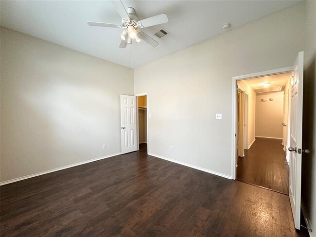 Building Photo - 1707 Magnolia Lake Ln