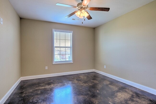 Building Photo - 93 Sutter Pl