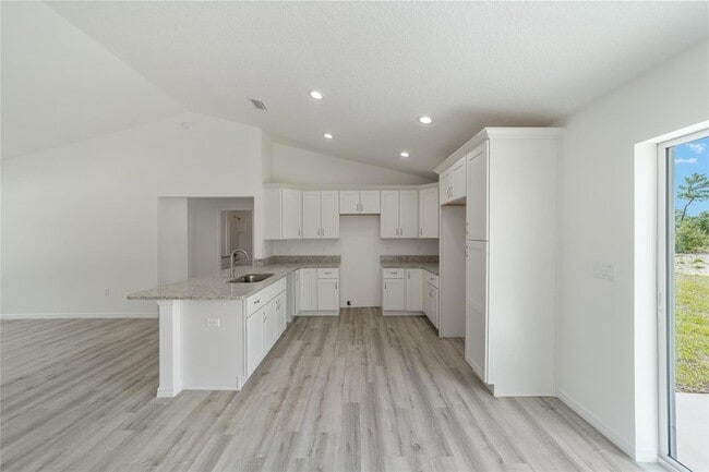 Building Photo - 5058 SW 154 Loop