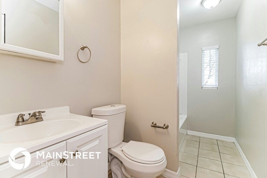 Building Photo - 3402 13th St SW