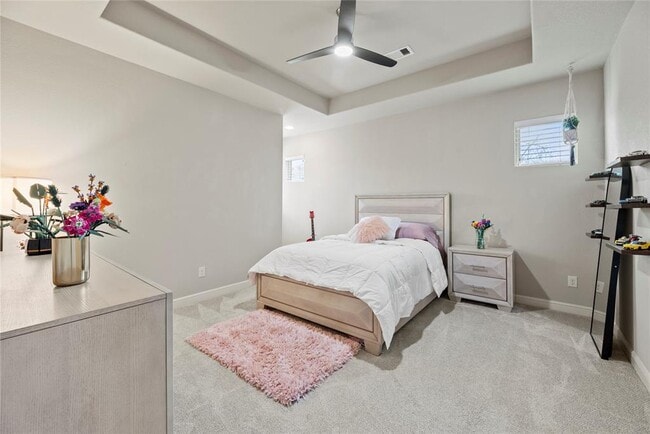 Building Photo - 32711 Wales Cir