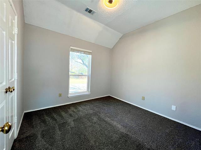 Building Photo - 814 Clearlake Dr