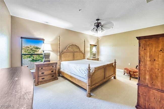 Building Photo - 3211 Cottonwood Bend