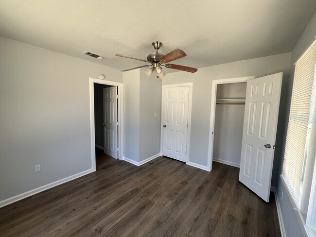 Building Photo - 2021 15th St