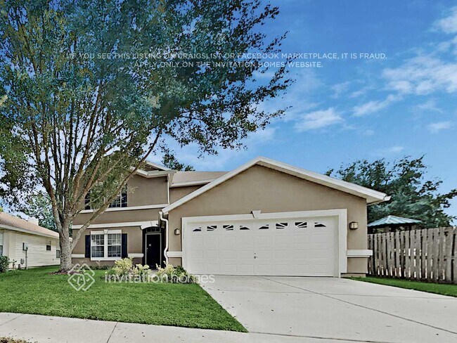 Building Photo - 12587 Woodfield Cir W