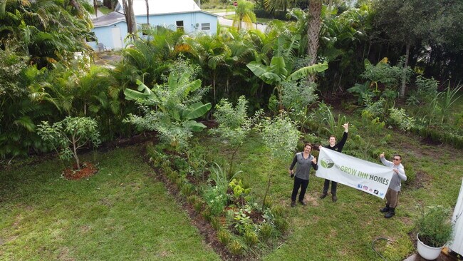 Building Photo - 2819 SW Cornell Ave