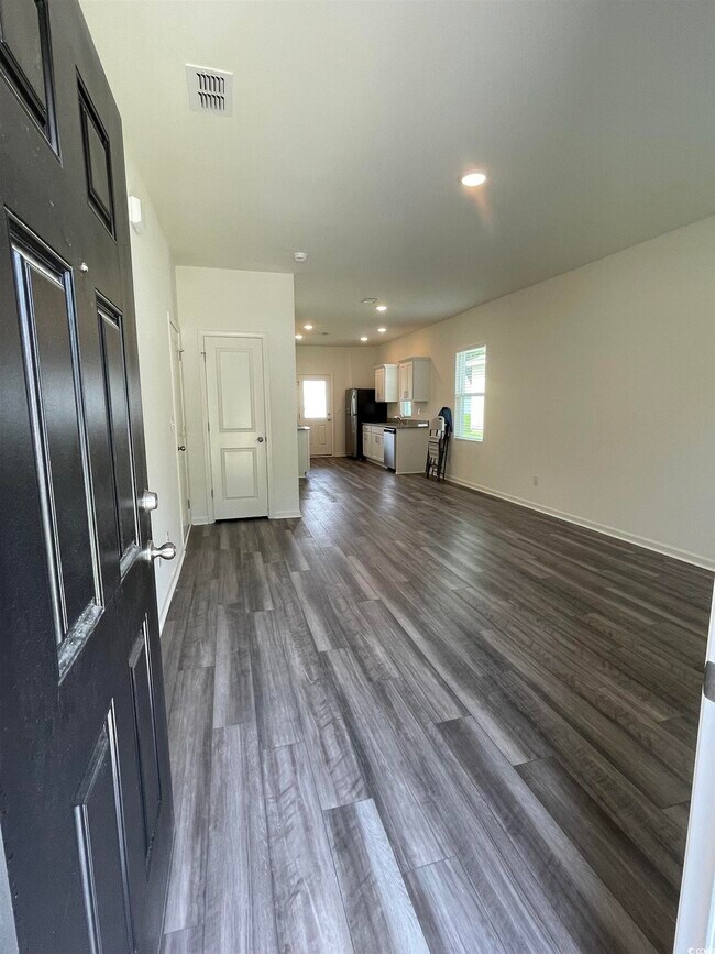 Building Photo - 539 Tillage Ct