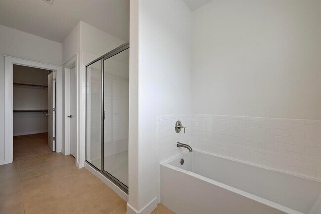 Building Photo - 8901 Parker Ranch Cir