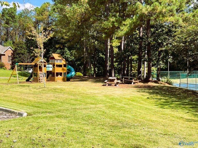 Building Photo - 79 Creekwood Dr