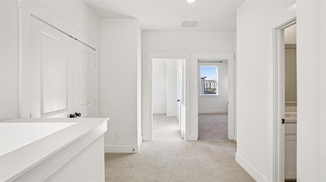 Building Photo - 3661 Rosemont Dr