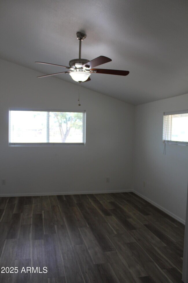 Building Photo - 1347 S Meridian Rd