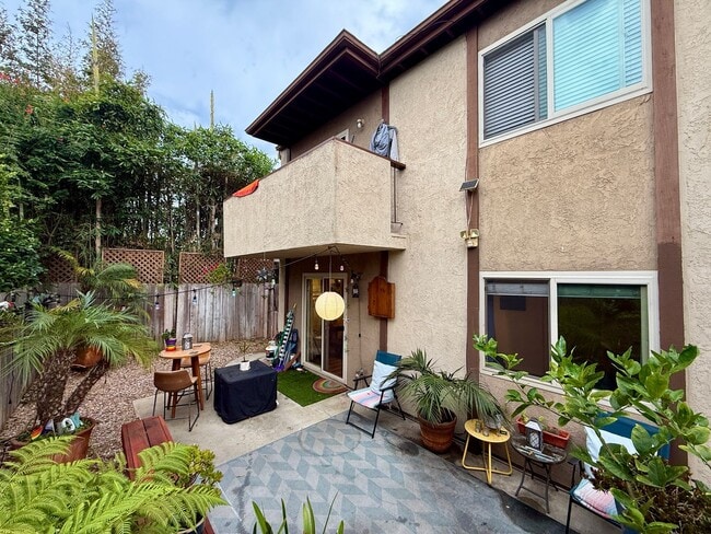 Building Photo - Charming 2 bedroom Condo in Carlsbad Village