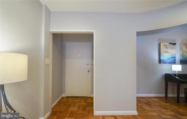 Building Photo - 1727 Massachusetts Ave NW