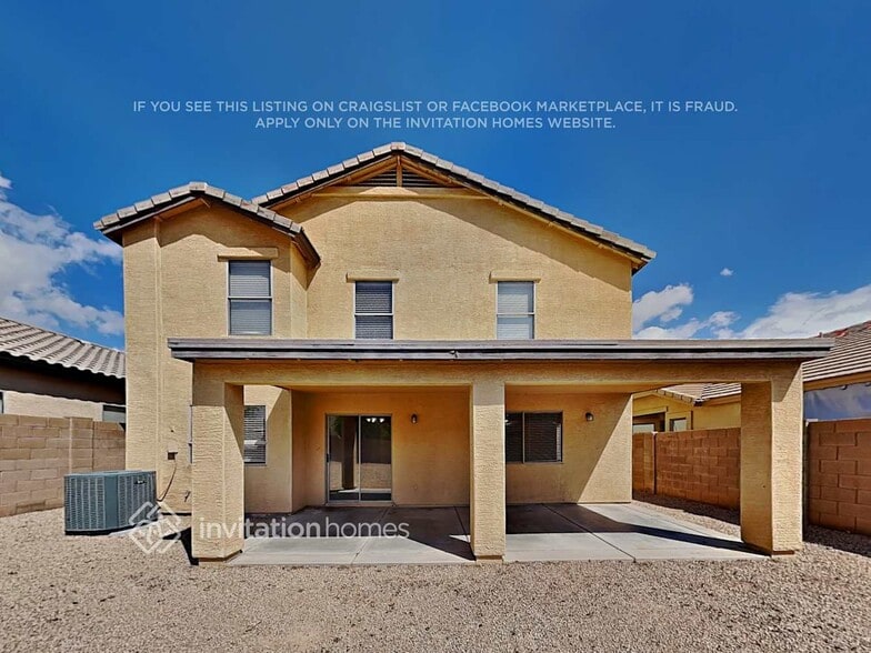 Building Photo - 785 E Beargrass Pl