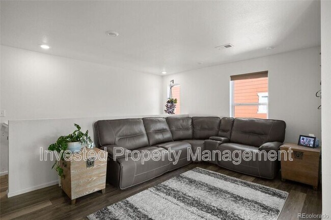 Building Photo - 3061 Low Meadow Blvd