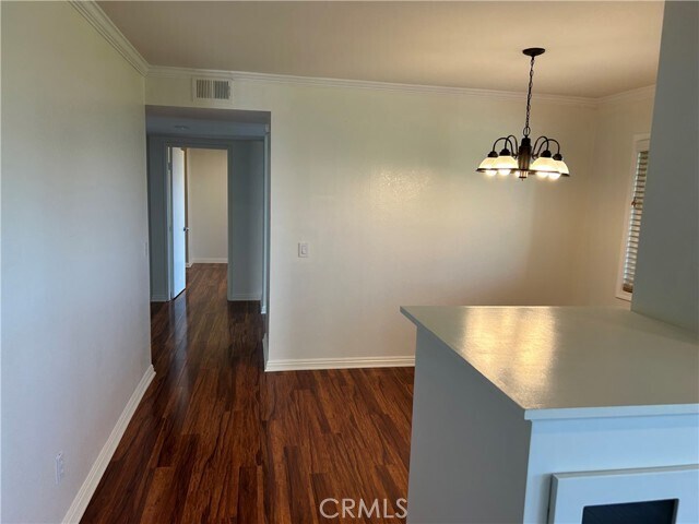 Building Photo - 38 Corniche Dr