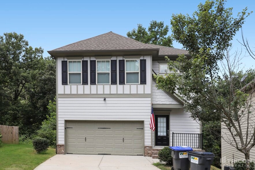 Primary Photo - 330 India Ln