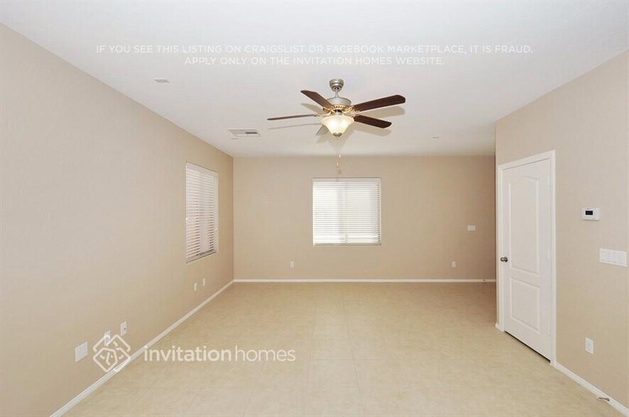 Building Photo - 687 Calamus Palm Pl