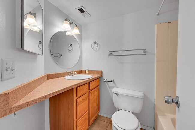 Building Photo - $1,140.95 with $300 Off The First Month's Rent, 1 Bed, 1 Bath, Condo in Thornton with Washer and ...