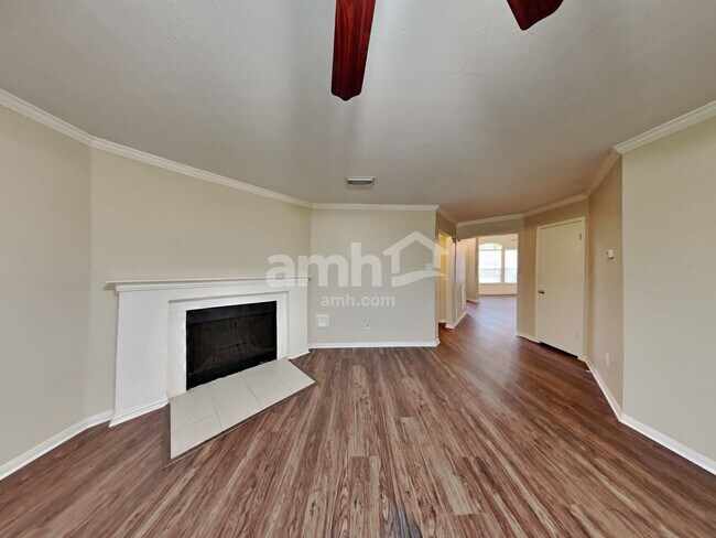 Building Photo - 30826 Trinket Dr