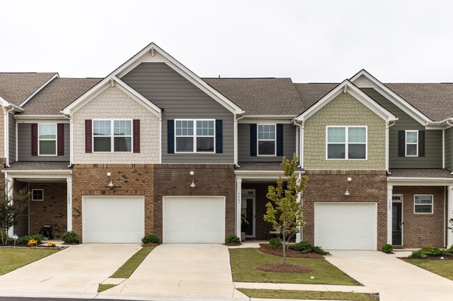 Primary Photo - 1661 Corwin Bend Rd