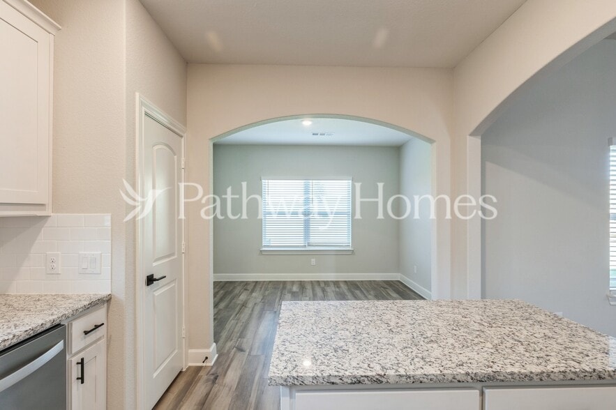 Building Photo - 1029 Sleepy Owl Ln