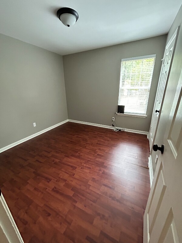 Building Photo - 6608 Sungate Dr S