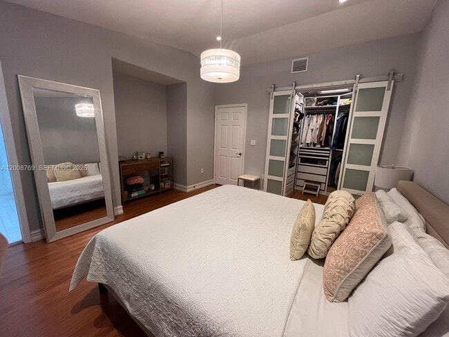 Building Photo - 7451 SW 163rd Ct