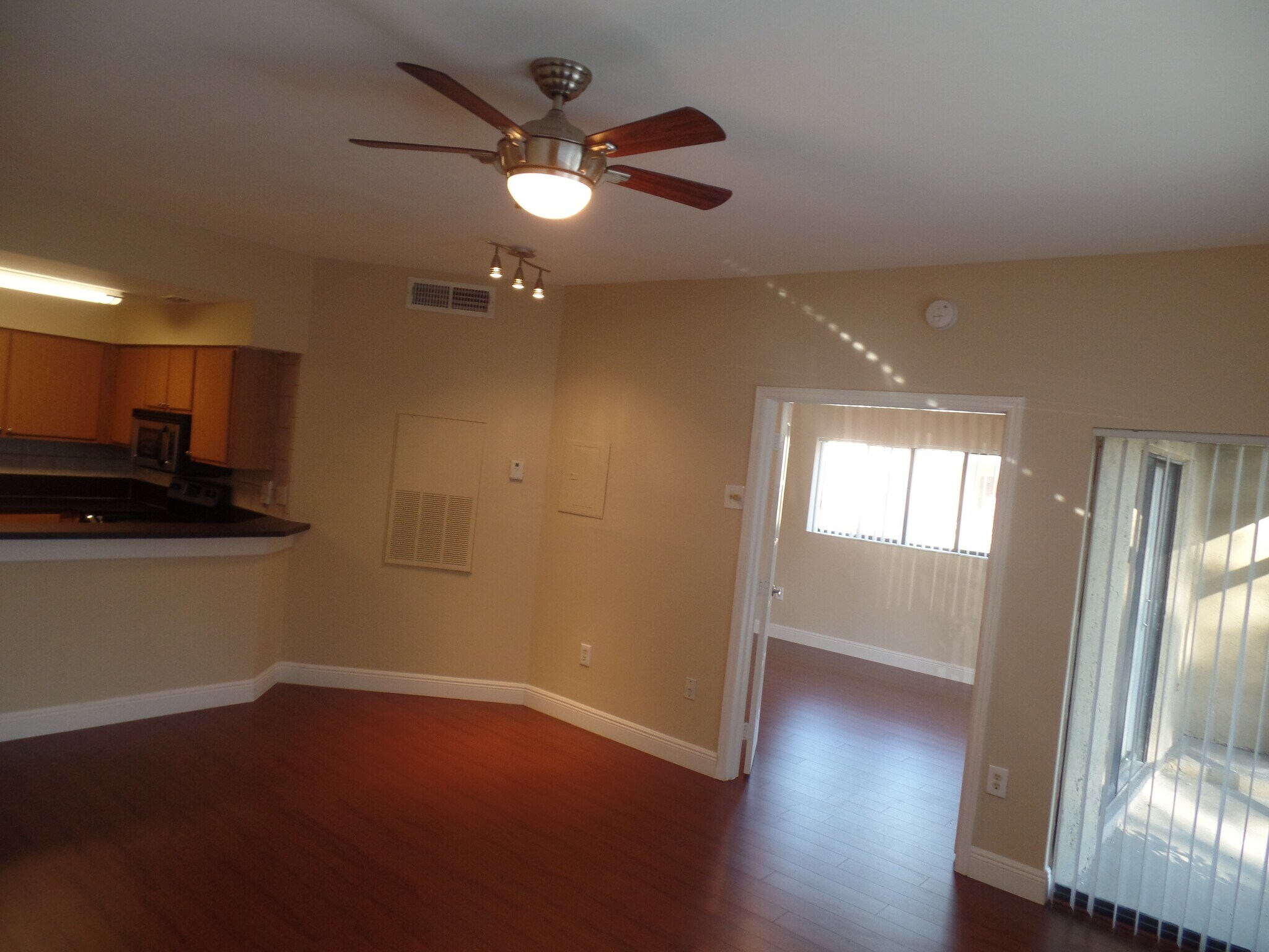 Building Photo - 2550 SW 18th Ter