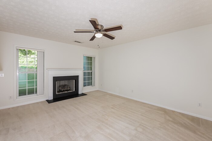 Building Photo - 336 Parkview Manor Dr