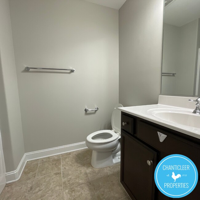 Building Photo - 841 Silver Leaf Dr