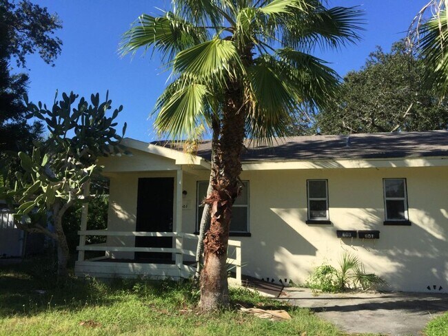 Primary Photo - 601-603 28th Avenue S