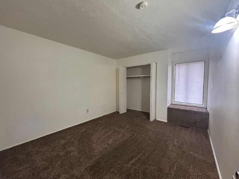 Building Photo - 1636 Targhee Dr