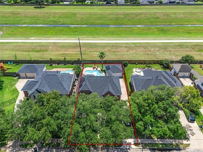 Building Photo - 4710 Devonberry Ln
