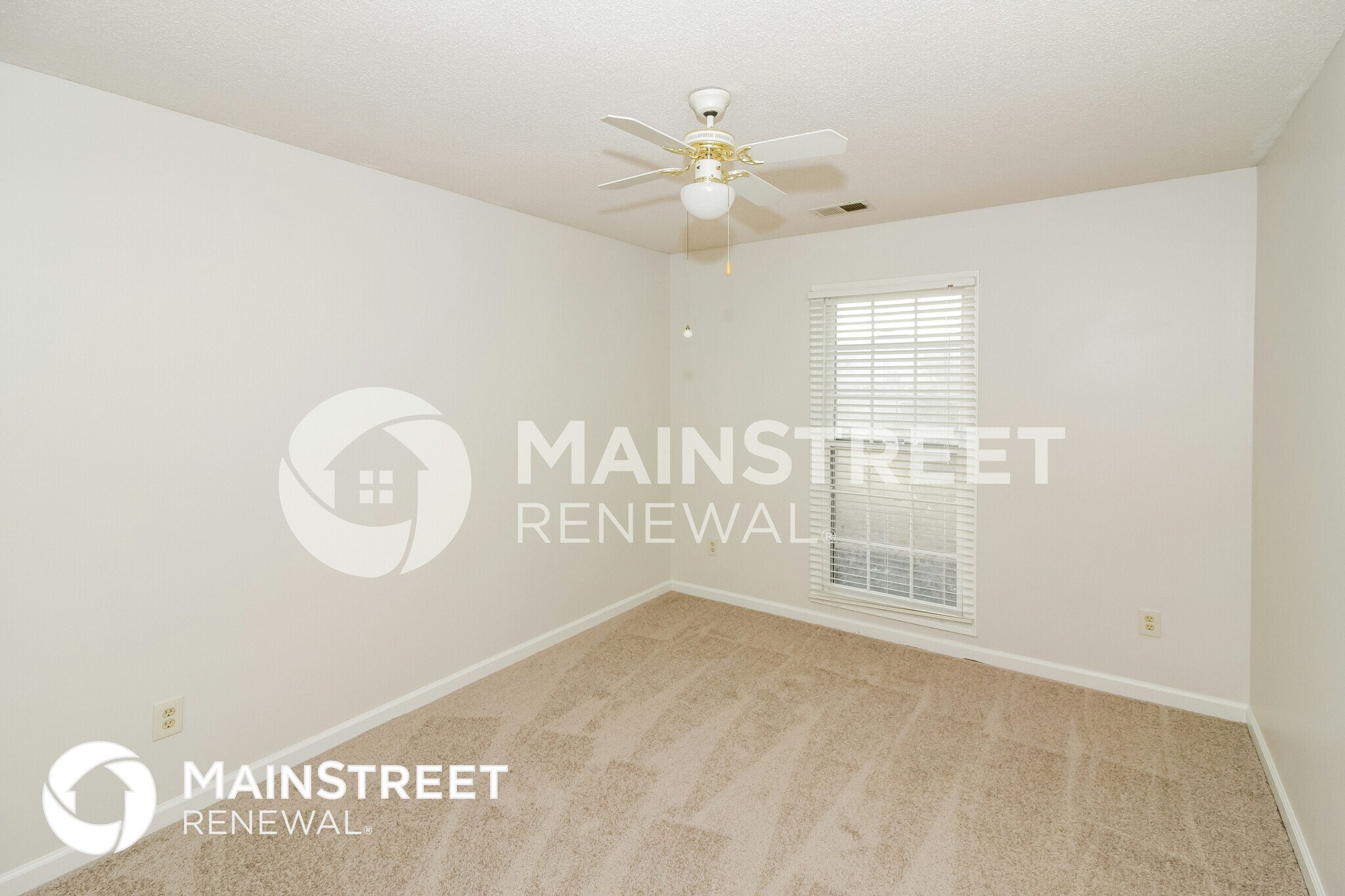 Building Photo - 640 Eden Brook Ln