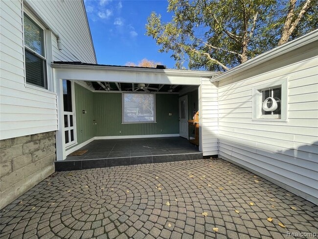 Building Photo - 1103 Mclean Ave