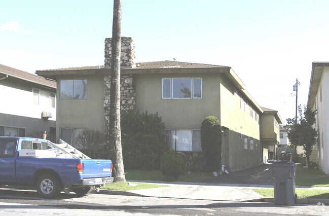Primary Photo - 418 N Marguerita Ave
