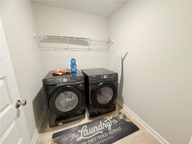 Building Photo - 10611 Burlington Estates Dr