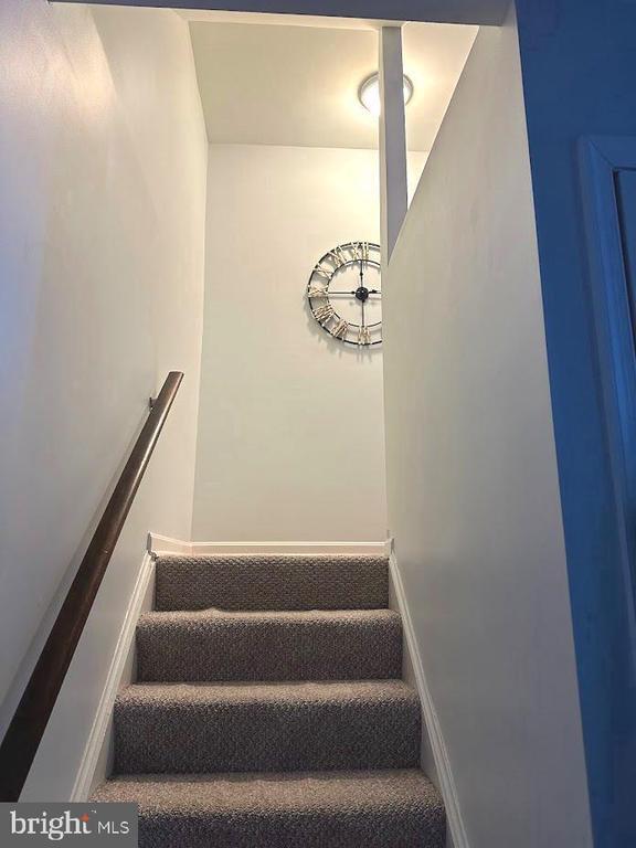 Building Photo - 6035 Crown Royal Cir