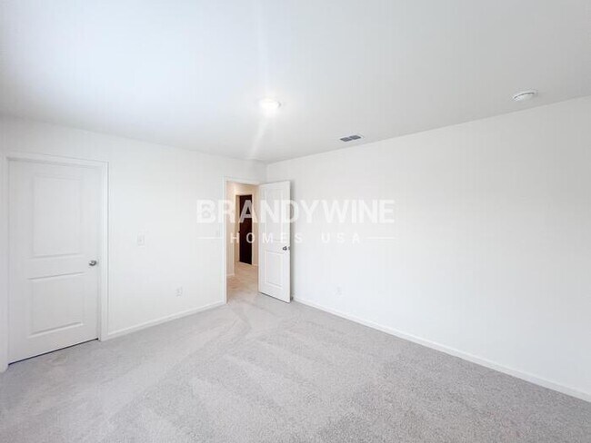 Building Photo - 63 Rowlett Pl