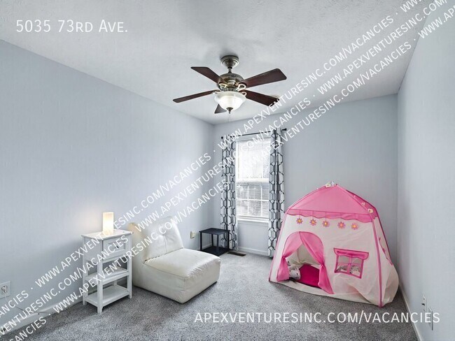 Building Photo - 5035 73rd Ave