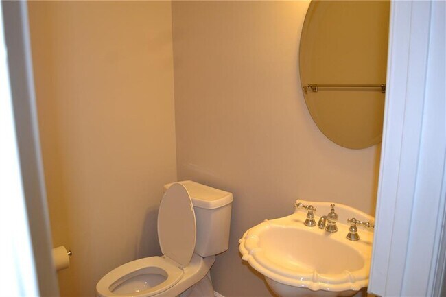 Building Photo - 3619 Wyntering Trail
