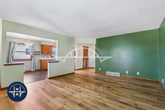 Building Photo - 3559 S 33rd St