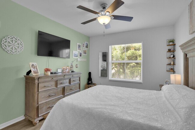 Building Photo - 3301 Tuscany Way
