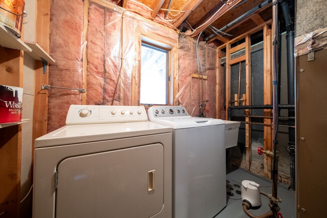 Building Photo - 3655 Falcon Way