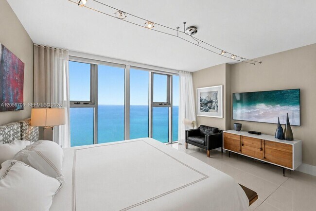 Building Photo - 6899 Collins Ave