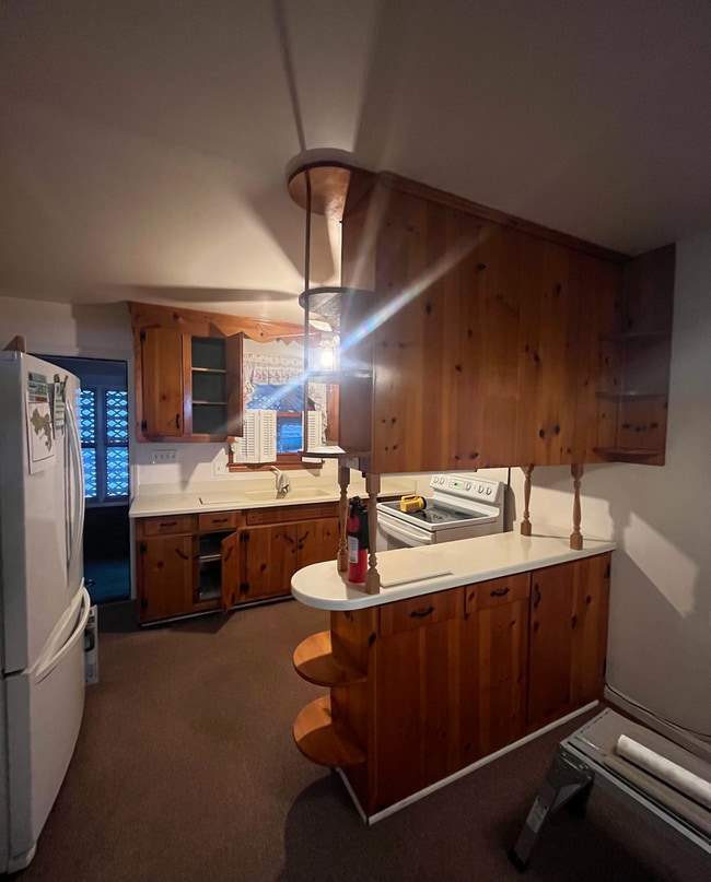 Building Photo - 15 Fairlane Cir