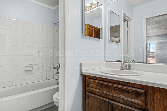 Building Photo - 1603 Augusta Dr