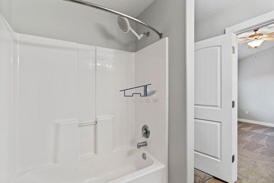 Building Photo - 2071 W Madie Ln